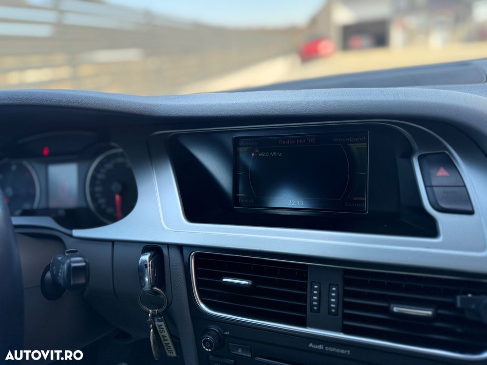 Audi A4 2.0 TDI DPF Attraction - 12