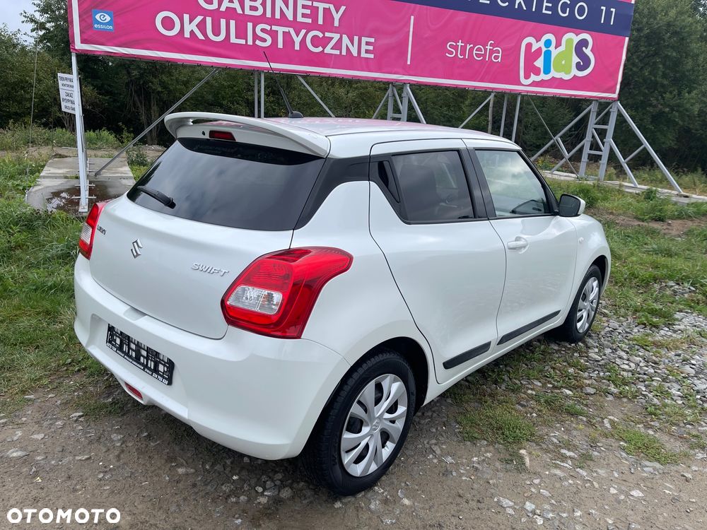 Suzuki Swift 1.2 Premium Plus - 6