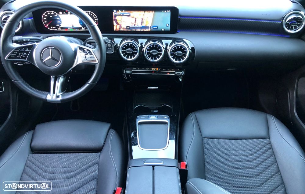 Mercedes-Benz A 250 e - 26