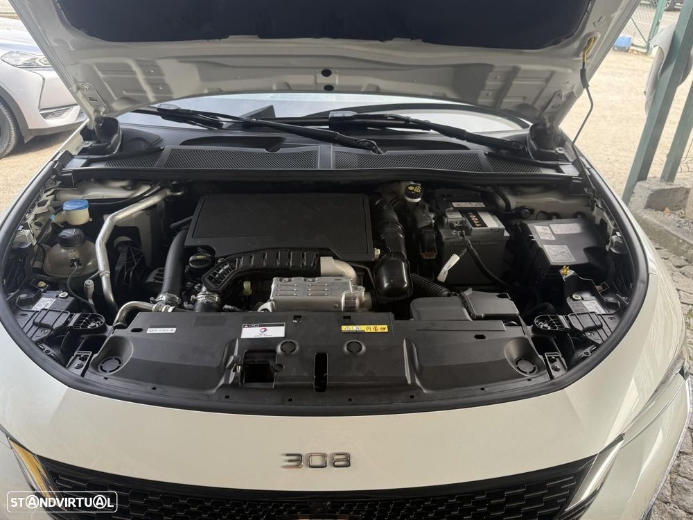 Peugeot 308 1.2 PureTech GT EAT8 - 50