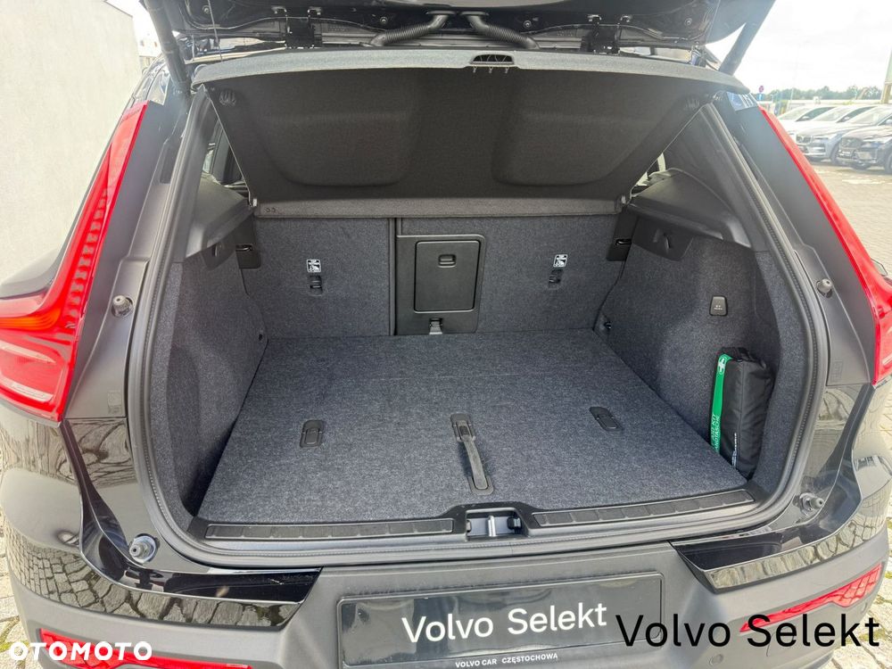 Volvo XC 40 - 40