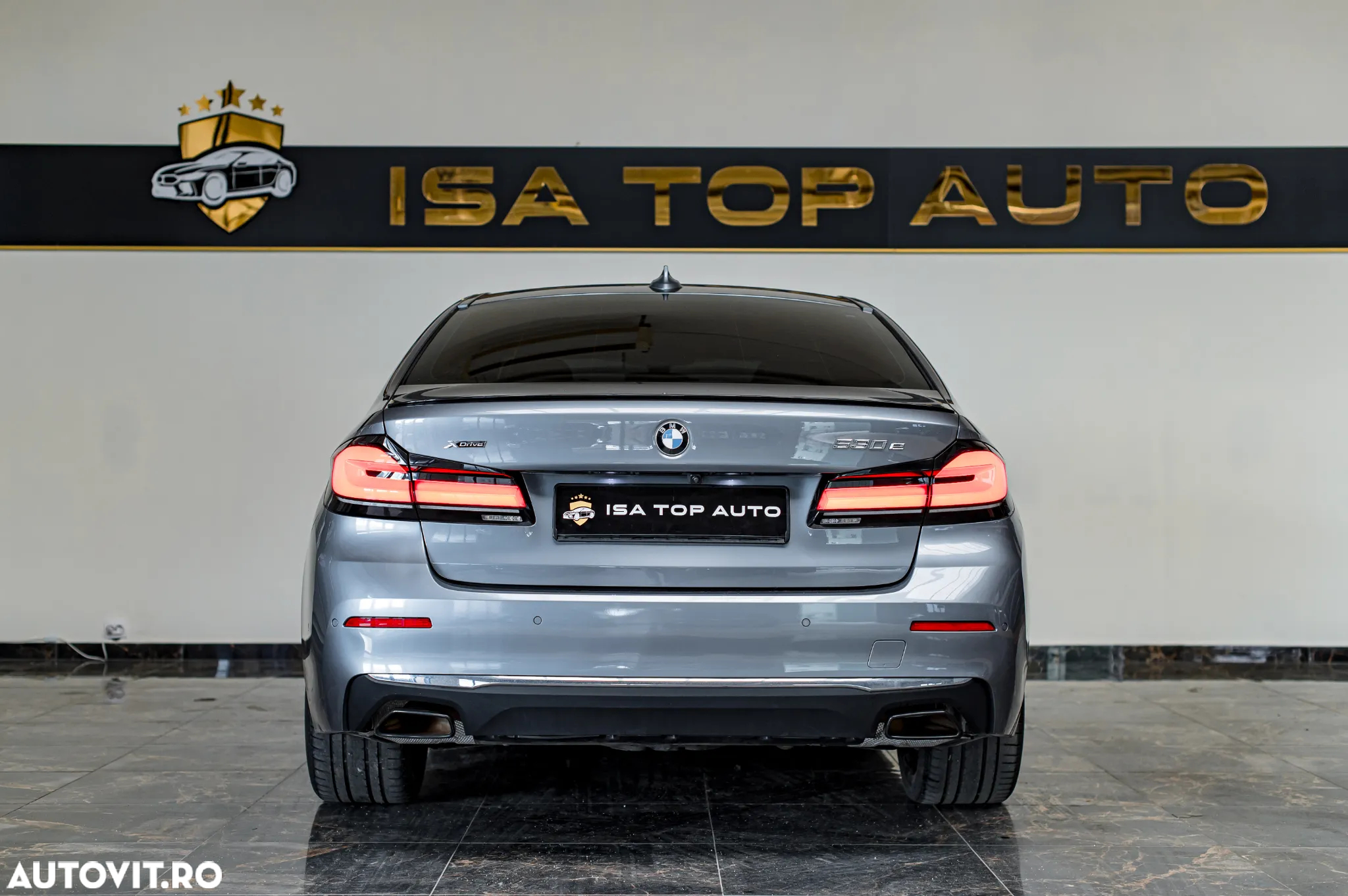 BMW Seria 5 530e xDrive AT PHEV - 31