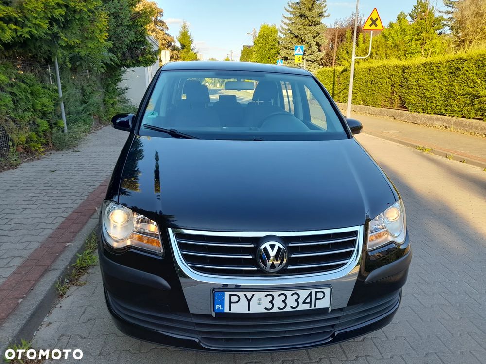 Volkswagen Touran - 10
