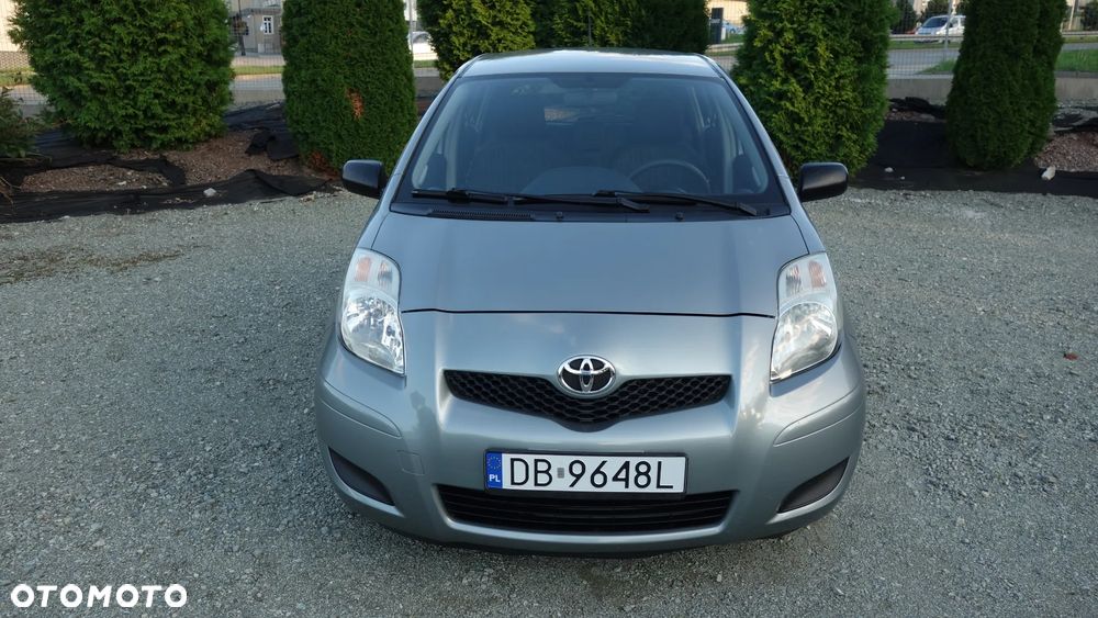 Toyota Yaris 1.33 Luna - 2