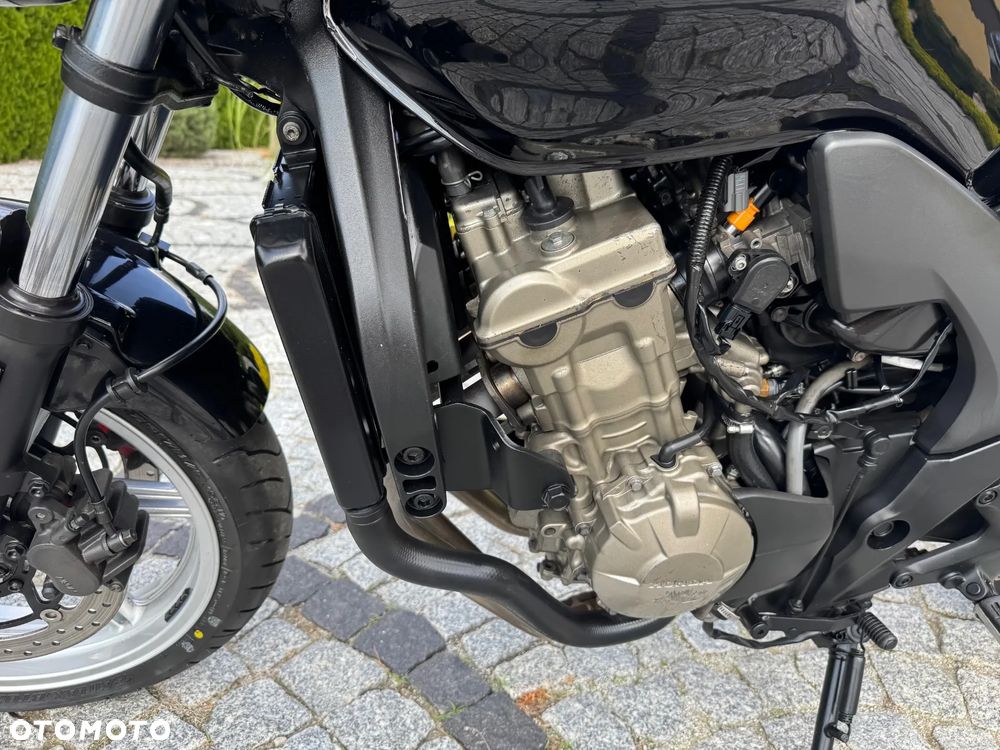 Honda CBF - 34