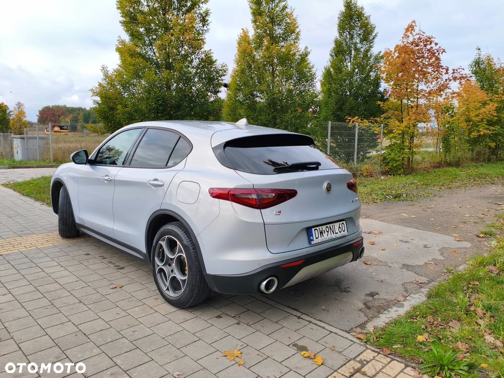 Alfa Romeo Stelvio 2.0 Turbo Sprint Q4 - 6