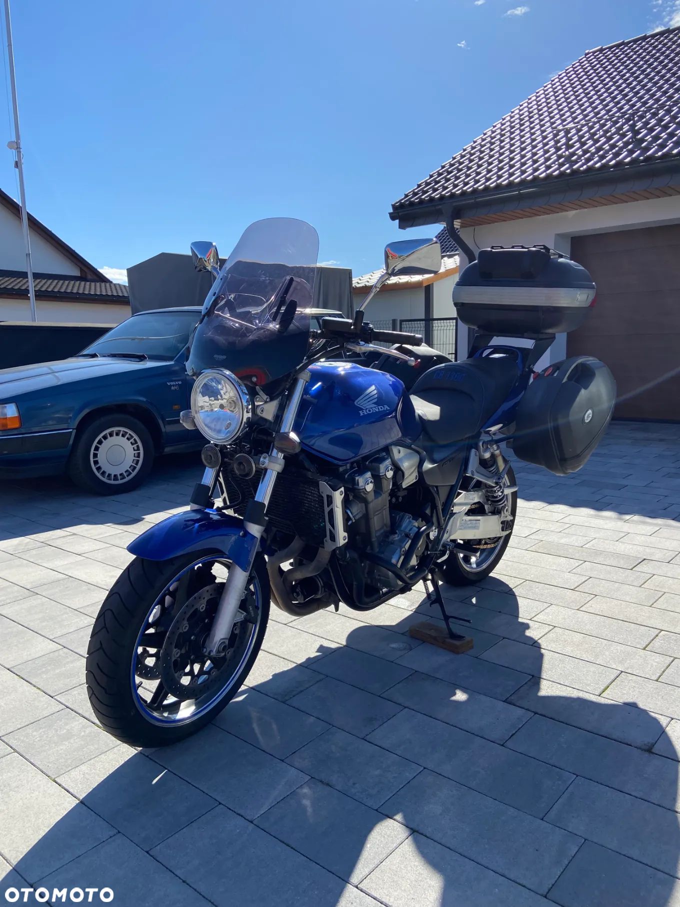 Honda CB - 1