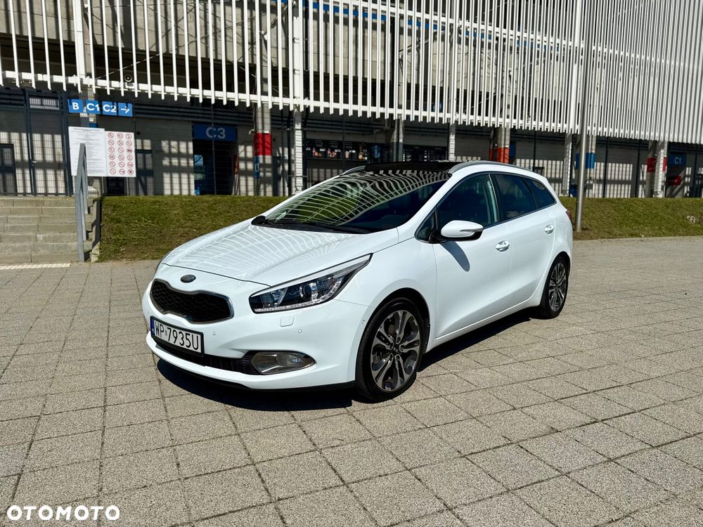 Kia Ceed 1.6 CRDi 128 Platinum Edition - 8