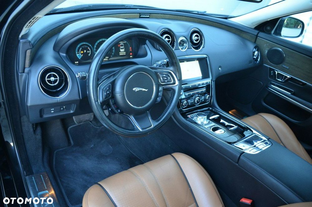 Jaguar XJ - 31
