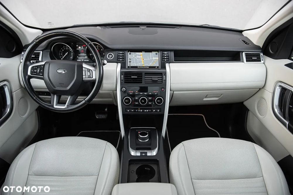 Land Rover Discovery Sport 2.0 D180 R-Dynamic HSE - 5