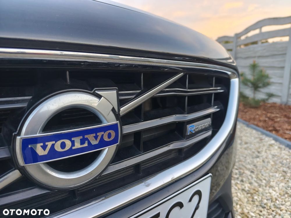 Volvo V40 D2 R Design - 23