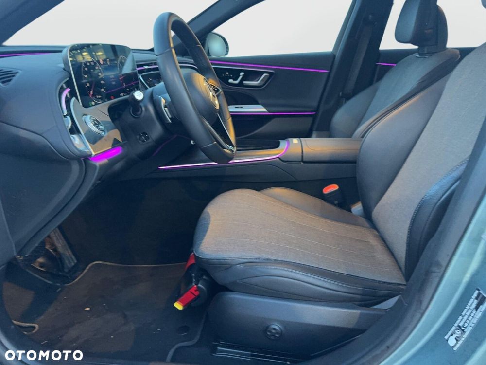 Mercedes-Benz Klasa E - 19