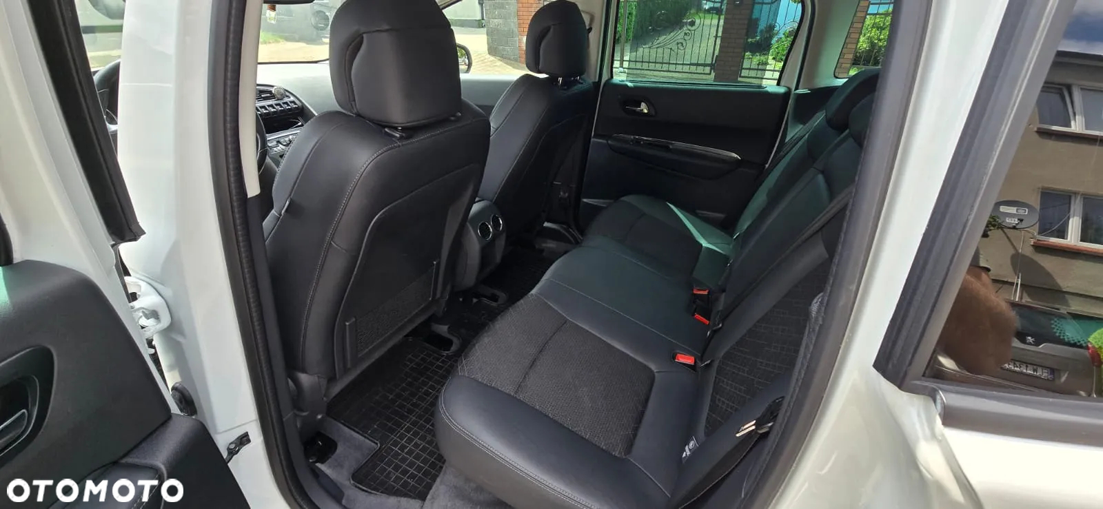 Peugeot 3008 - 18