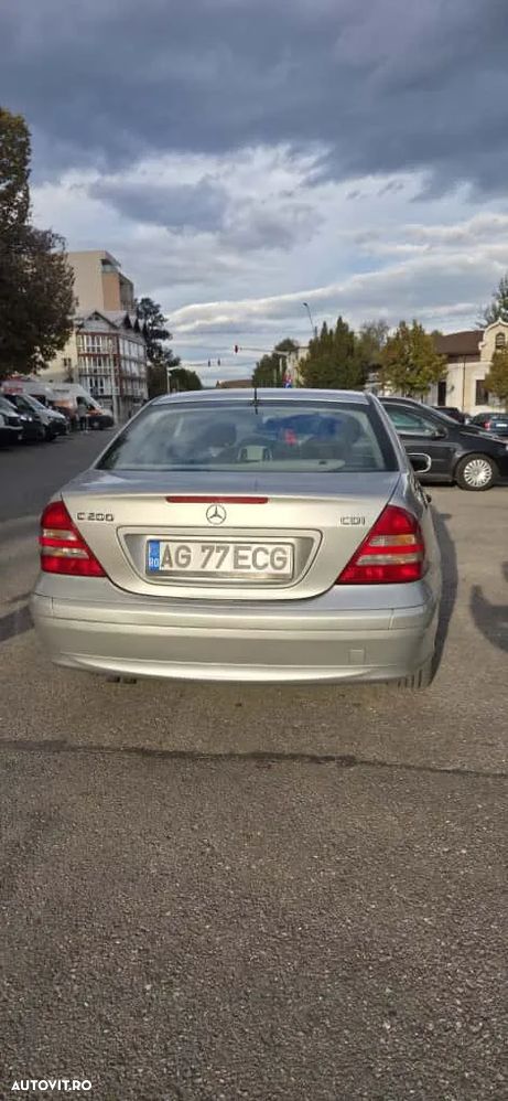 Mercedes-Benz C 200 CDI Classic - 4