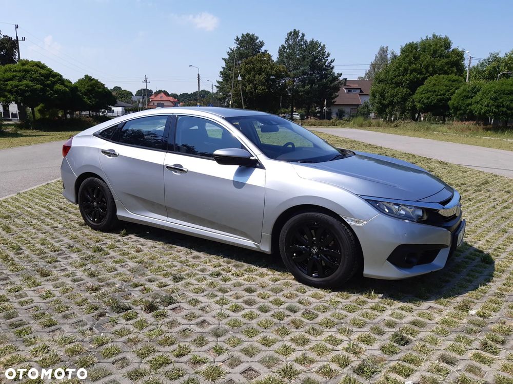 Honda Civic 1.5 i-VTEC Turbo CVT Elegance - 20