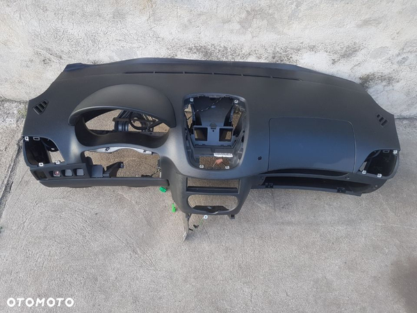 Peugeot 206 PLUS+ deska rozdzielcza kokpit konsola z poduszką air bag