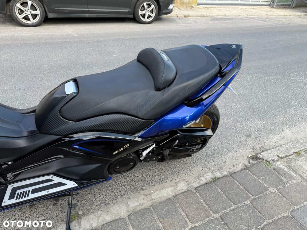 Yamaha Tmax - 22