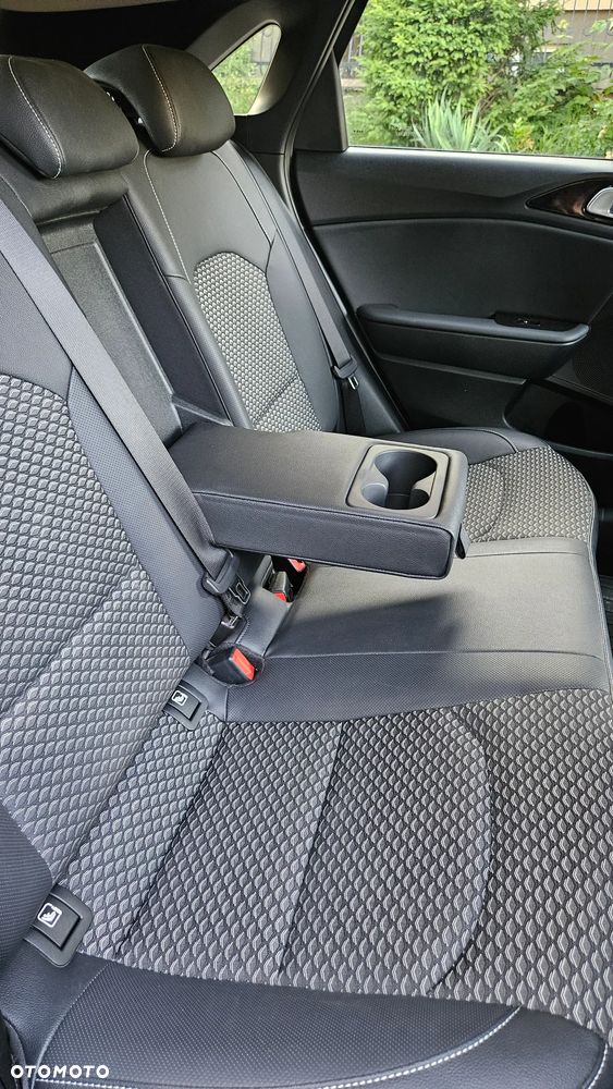 Kia Ceed 1.5 T-GDI L DCT - 14