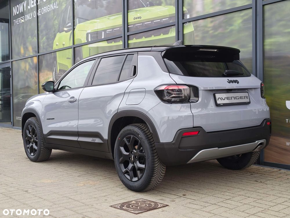 Jeep Avenger 1.2 T3 mHEV Black Edition FWD eDCT6 - 5