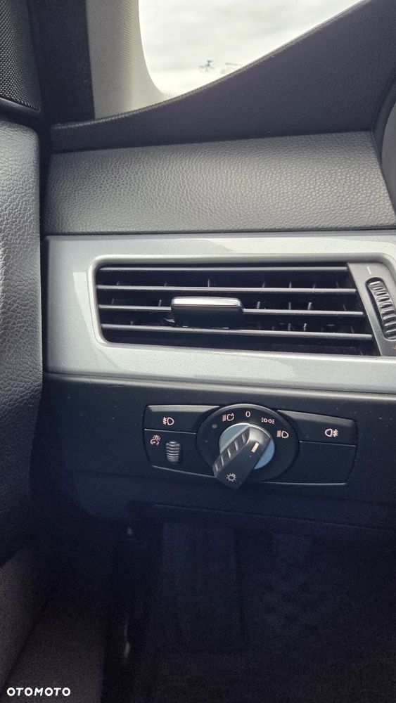 BMW Seria 5 520d - 13