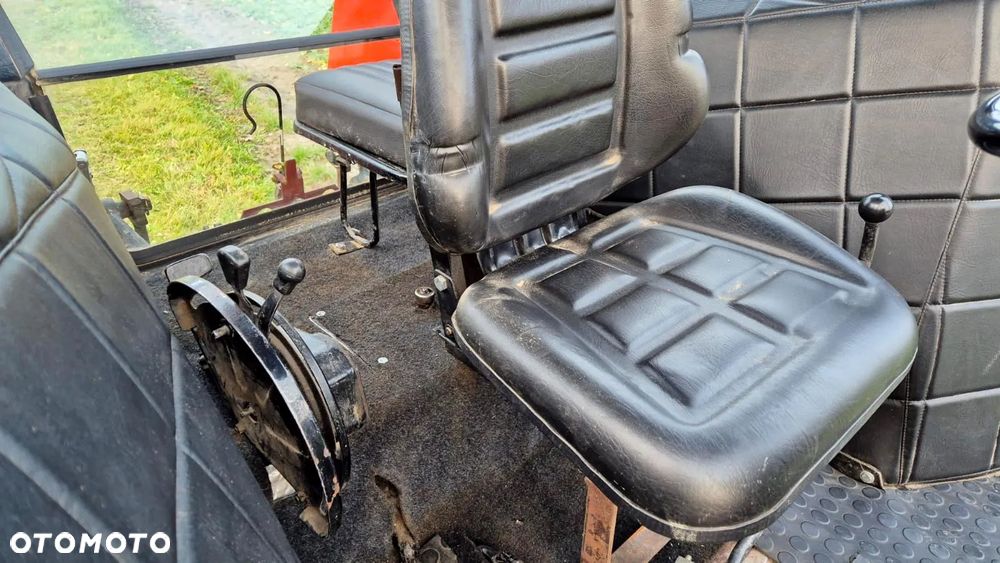 Ursus C 385 / 902 / 912 / NOWE OPONY / HITCH / HAKI 2 KAT. - 31