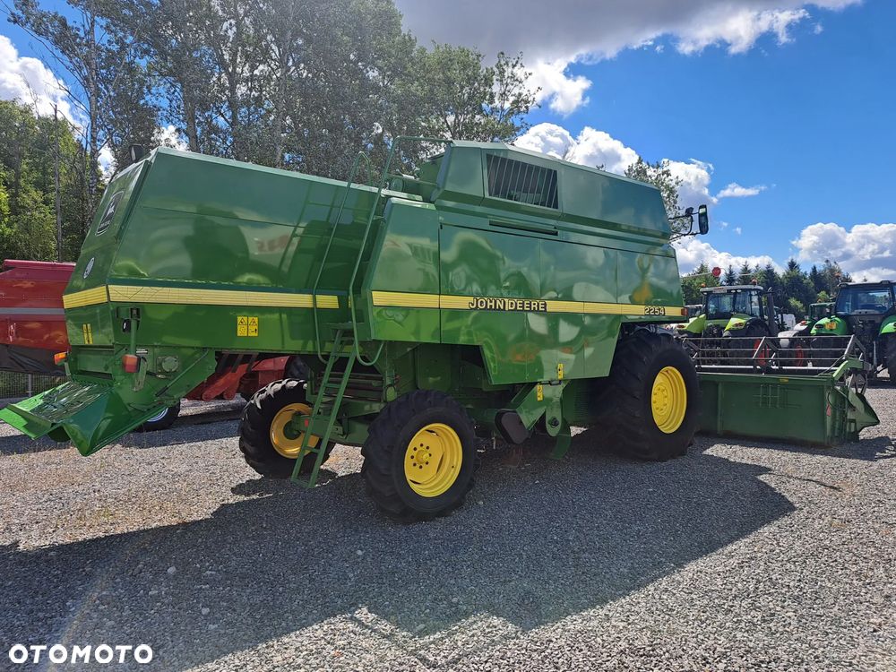 John Deere 2254 - 5