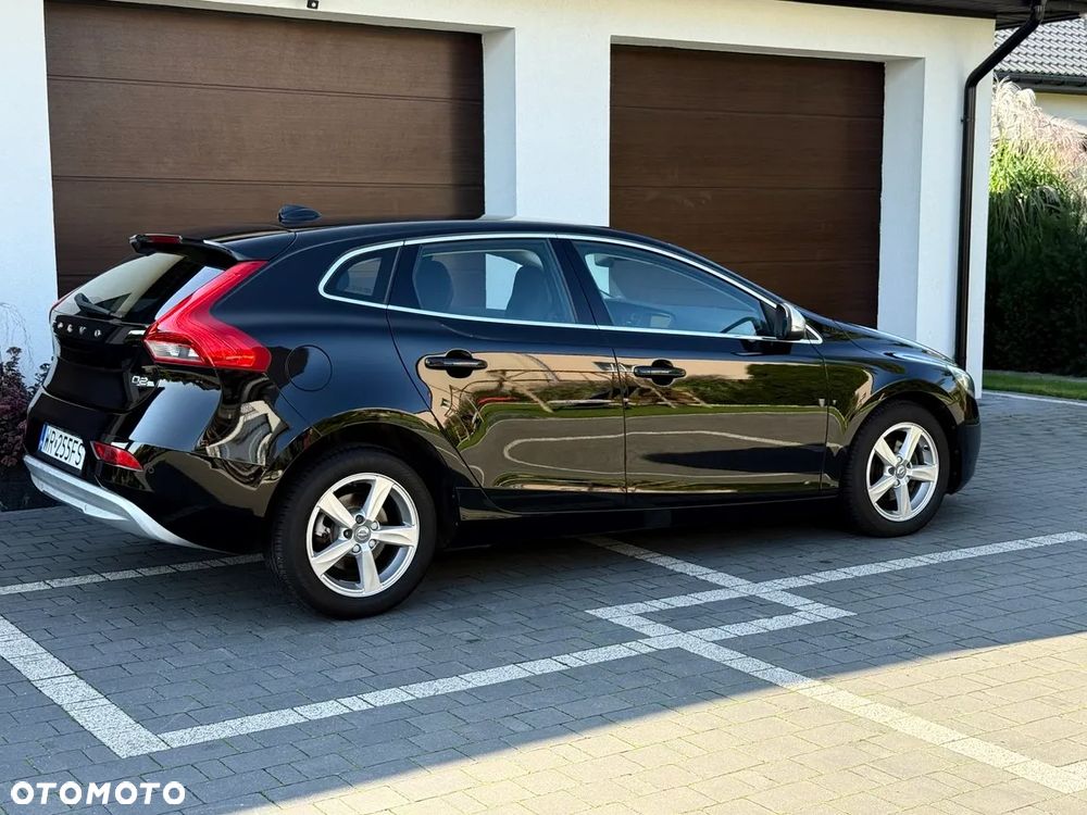 Volvo V40 D2 Drive-E Momentum - 8