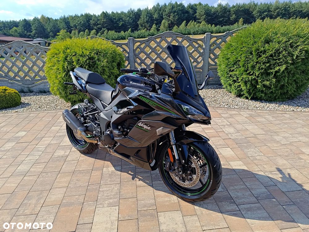 Kawasaki Ninja 1000 SX - 12