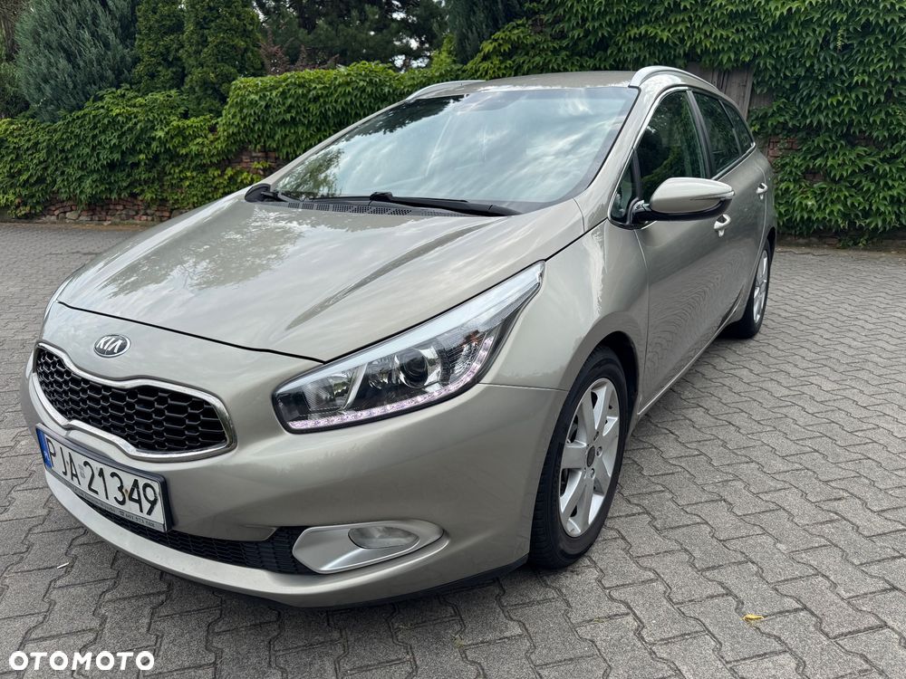 Kia Ceed 1.6 GDI Business Line - 1