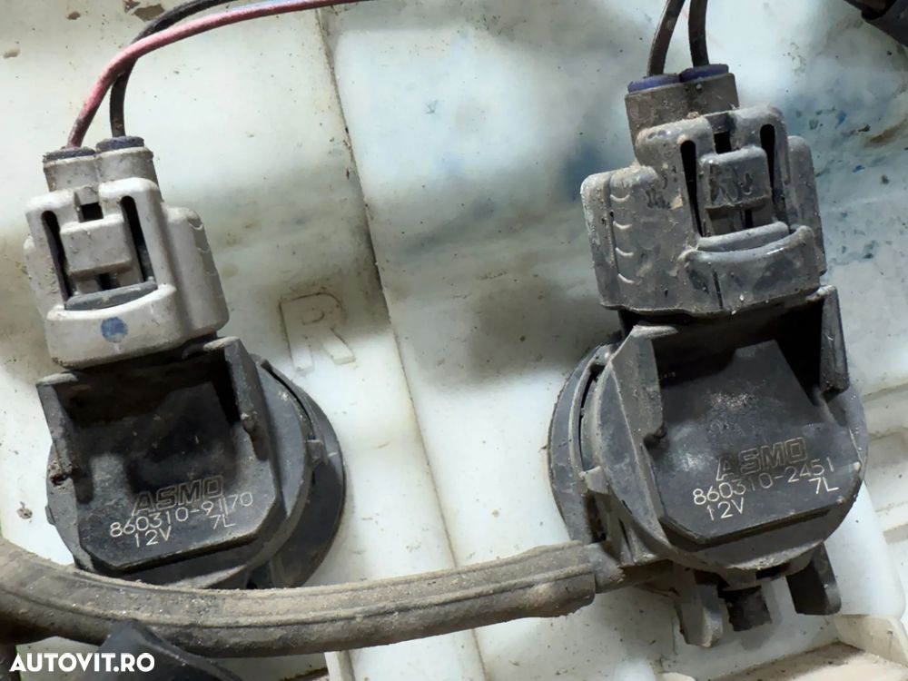 VAS LICHID PARBRIZ STROPGEL MAZDA 6 SPORT D 2.2 DIESEL 2009 COD OEM GS1D67480 / HATCHBACK 2007-2012 - 6