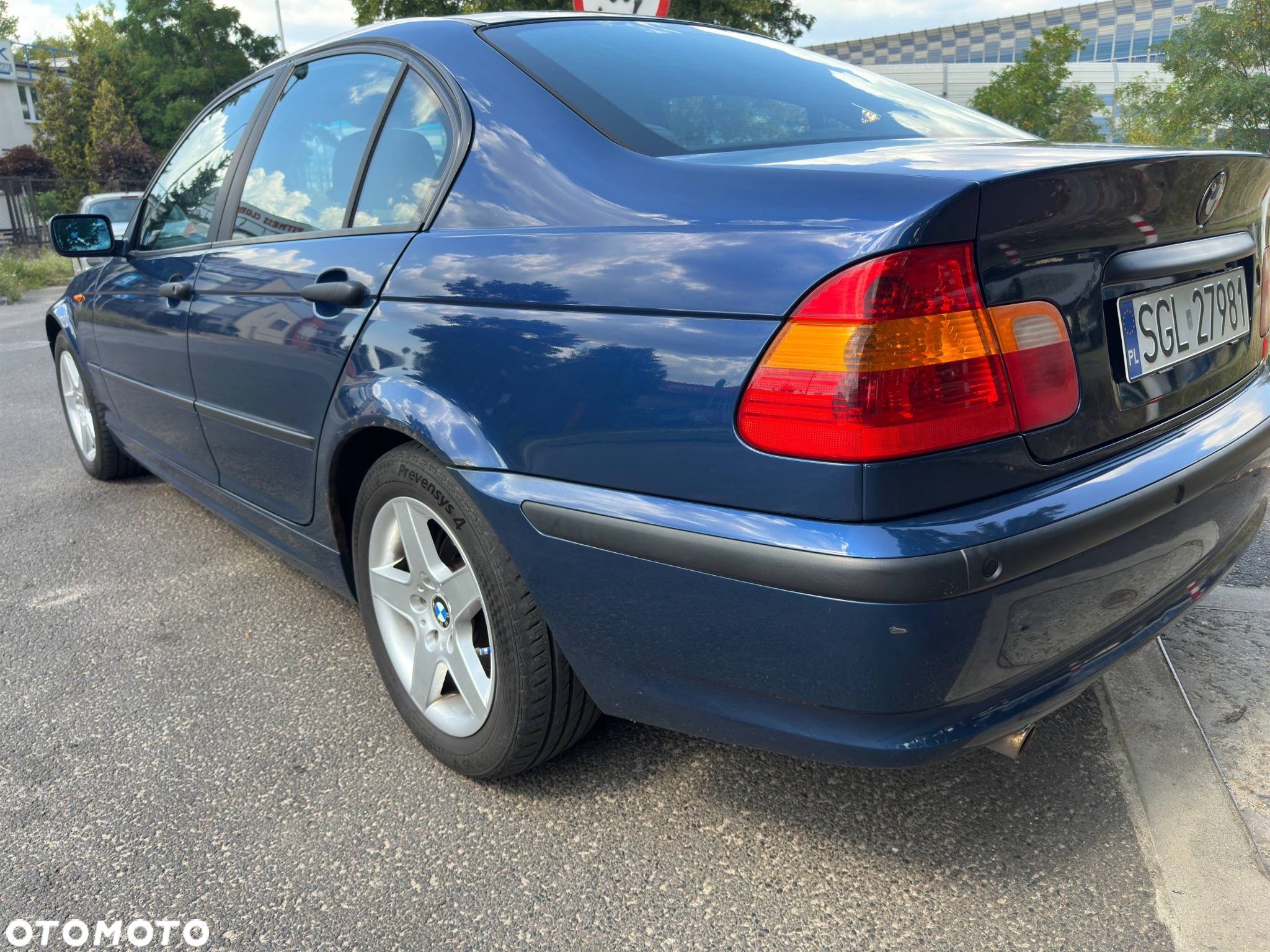 BMW Seria 3 318i - 12