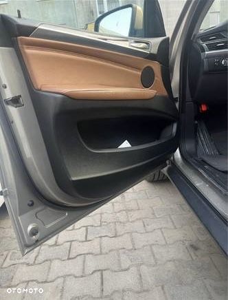 BMW X5 3.0sd xDrive - 12