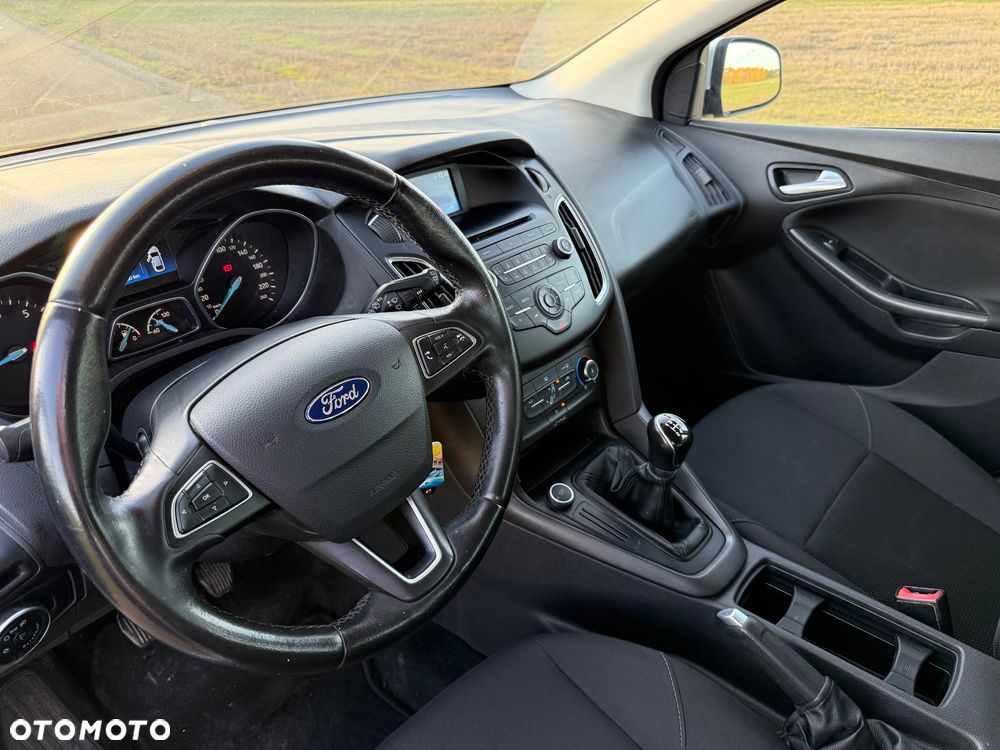 Ford Focus 1.6 SYNC Edition - 8