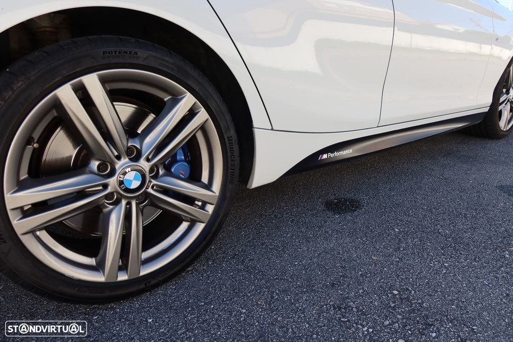 BMW 118 dA Pack M - 13