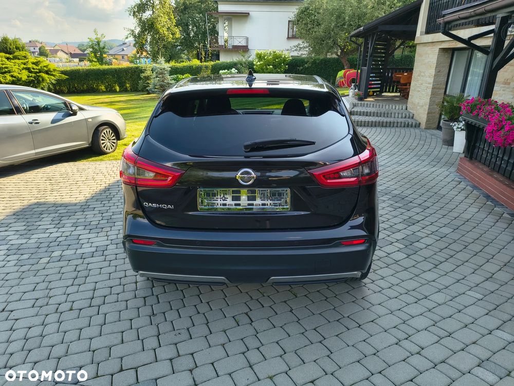 Nissan Qashqai 1.3 DIG-T DCT N-CONNECTA - 9