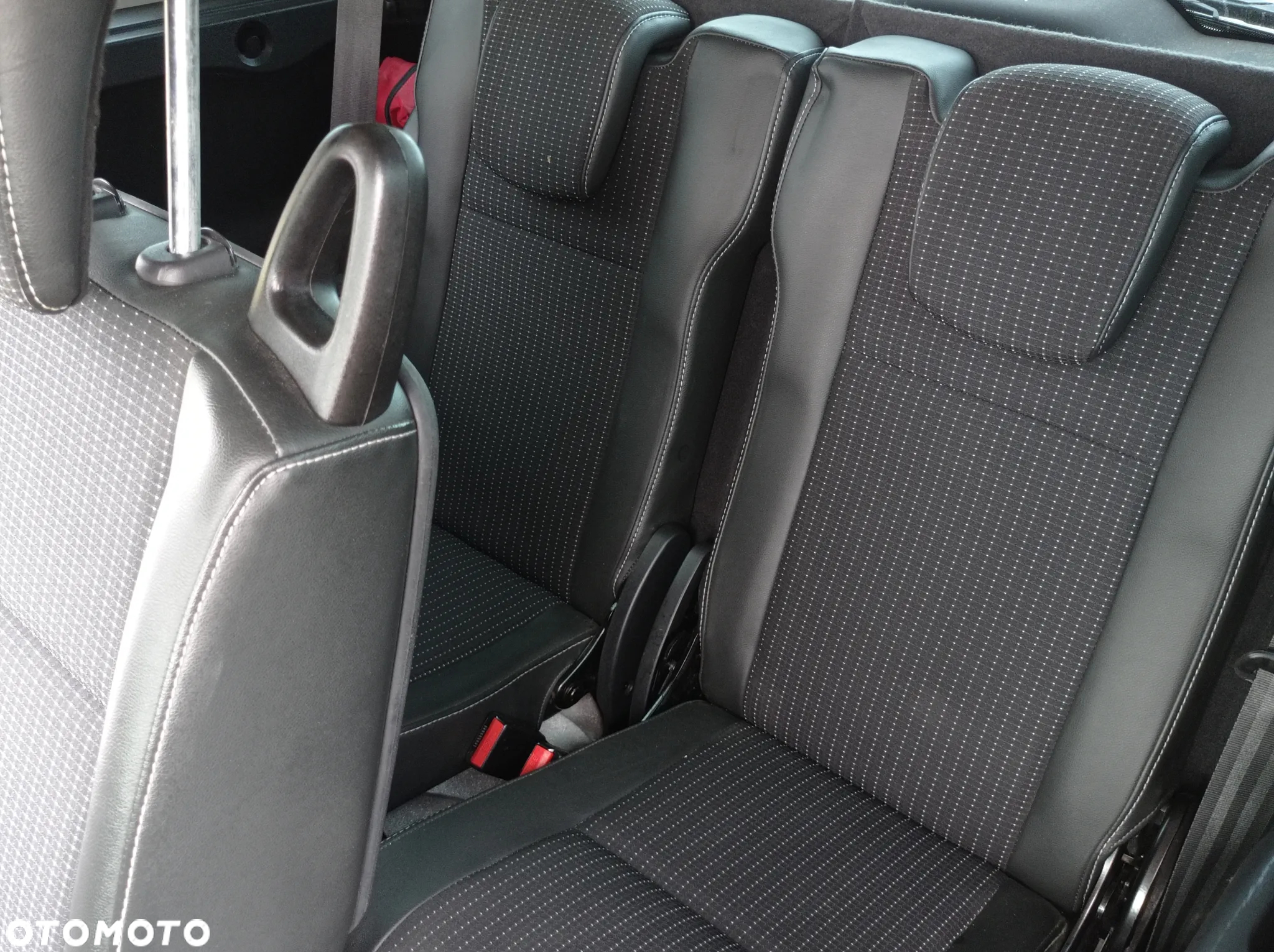 Renault Scenic 1.6 dCi Energy Dynamique - 17