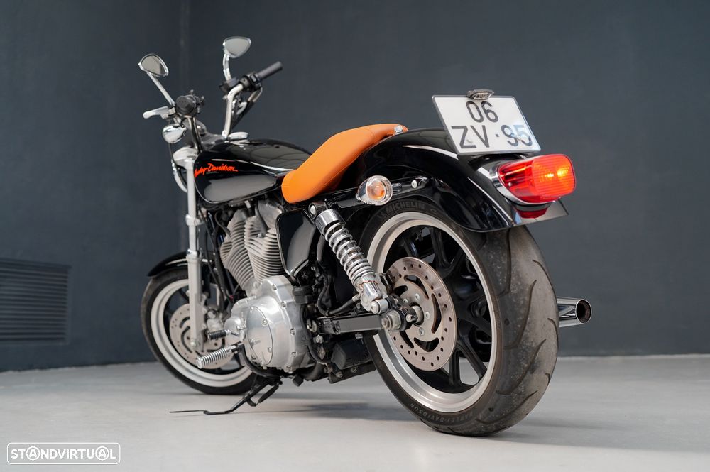 Harley-Davidson 883 SuperLow - 14