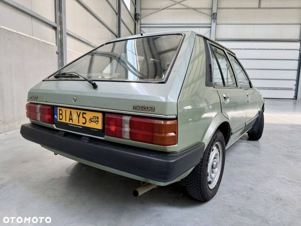 Mazda 323 1.1 LX - 7