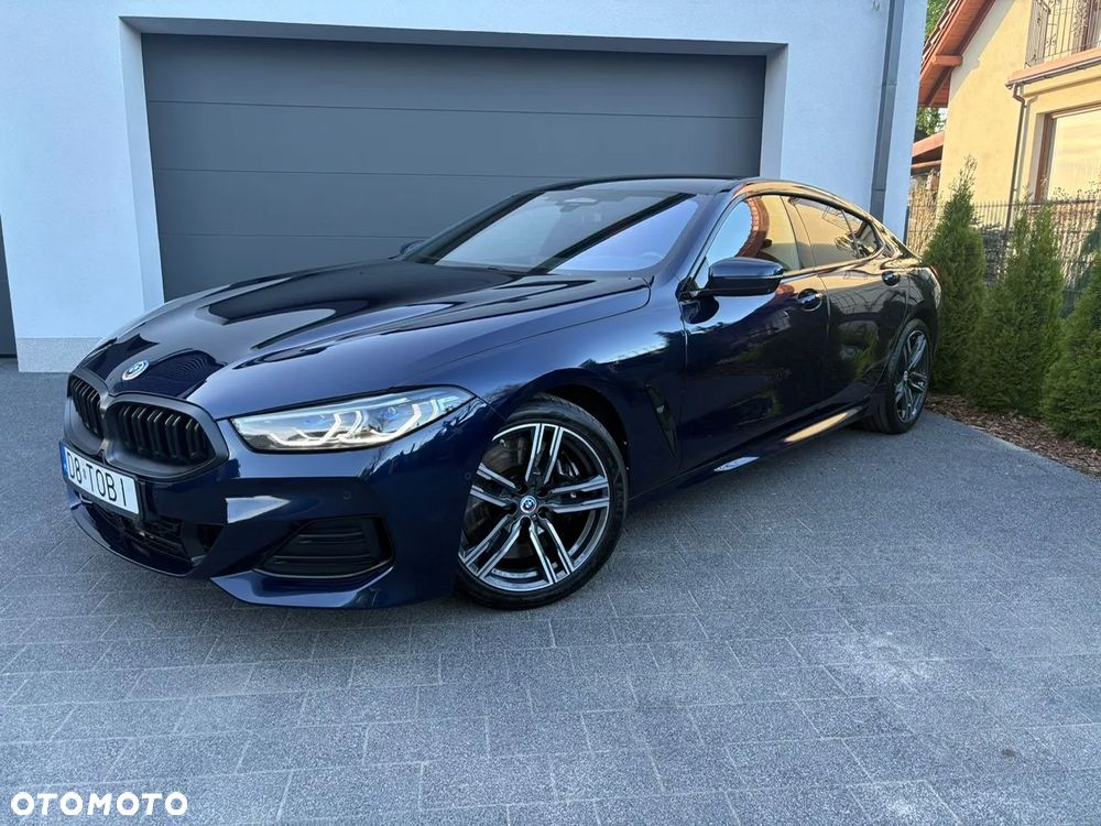BMW Seria 8 - 18