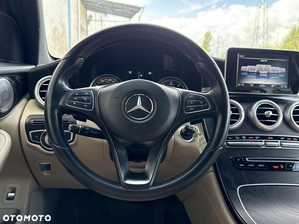 Mercedes-Benz GLC - 23
