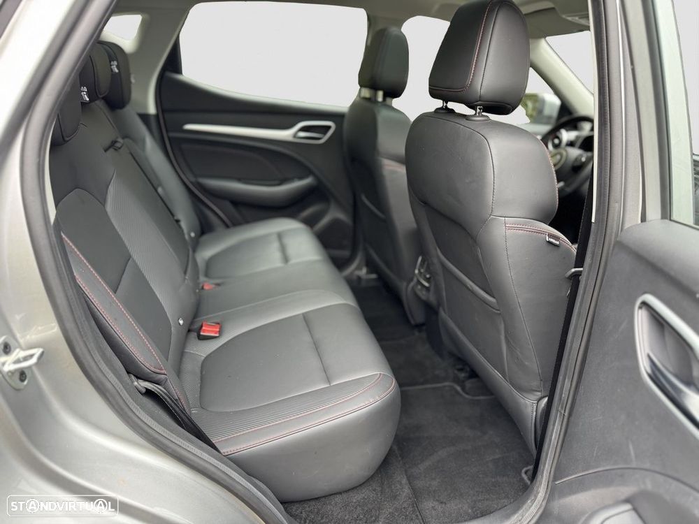 MG ZS EV 72.6 kWh Luxury - 10