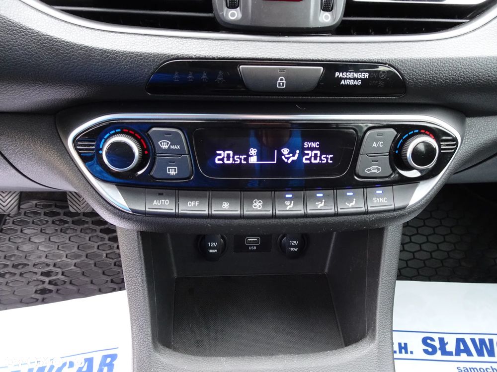 Hyundai i30 1.5 DPI Comfort - 31