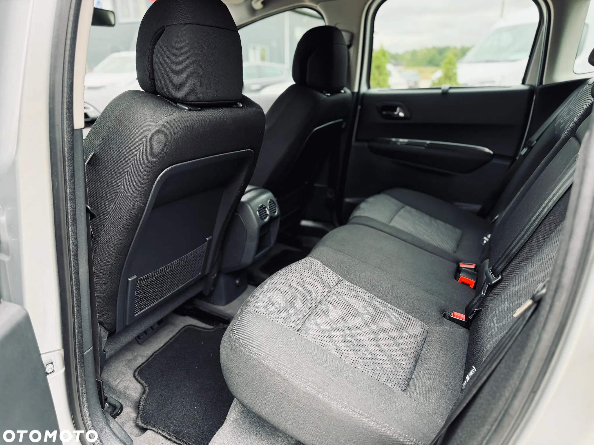 Peugeot 3008 HDi FAP 110 Platinum - 16