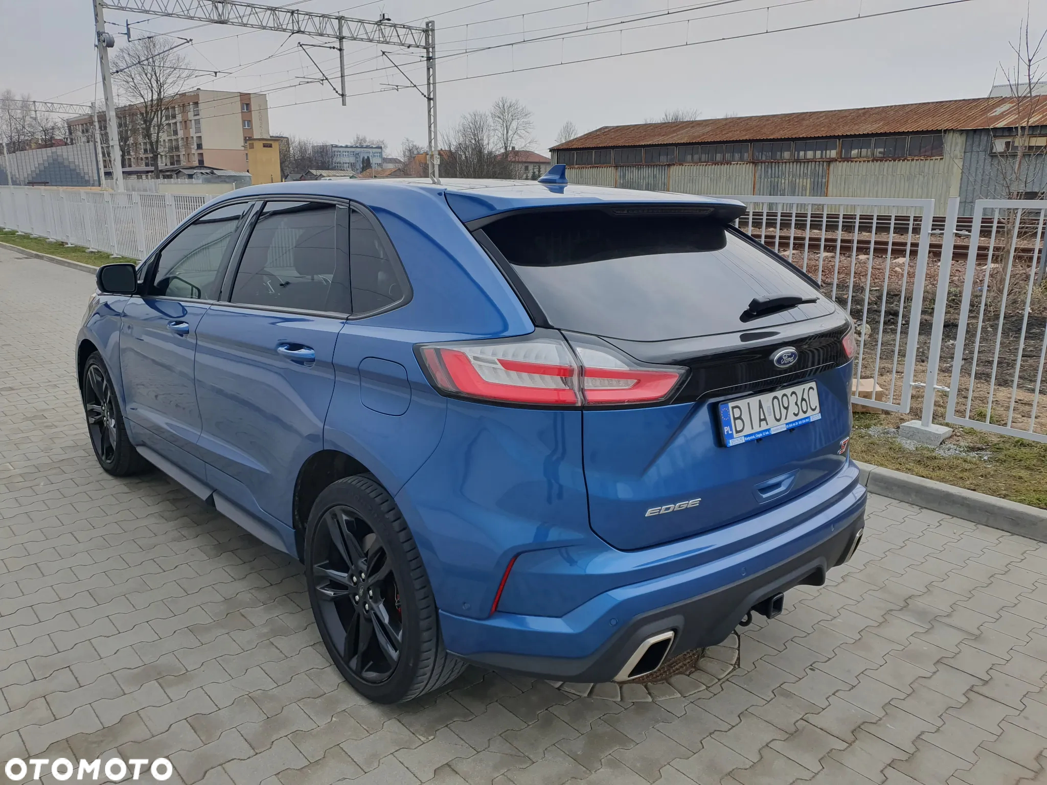 Ford Edge - 11