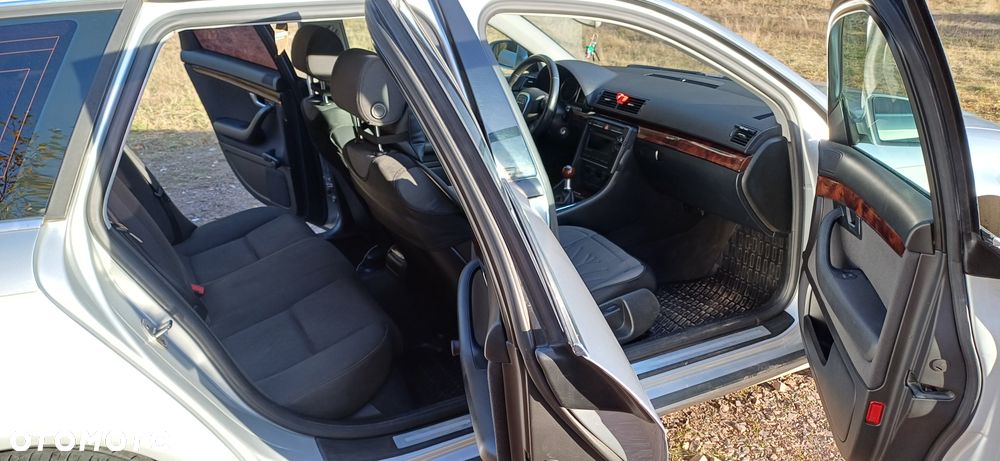 Audi A4 Avant 2.0 TDI - 12