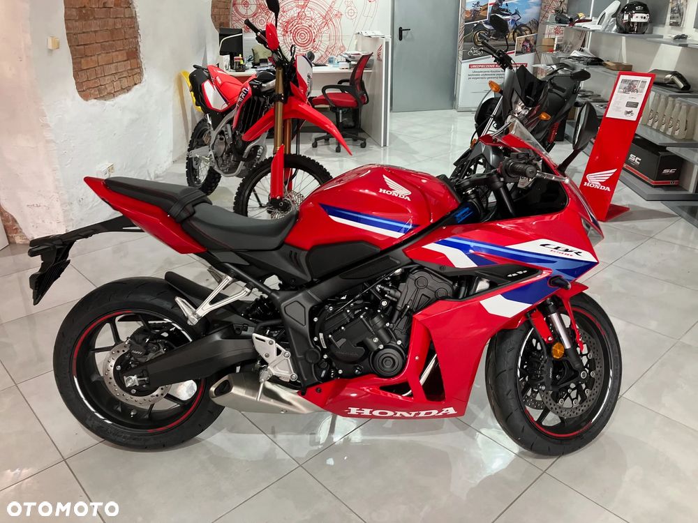 Honda CBR - 3