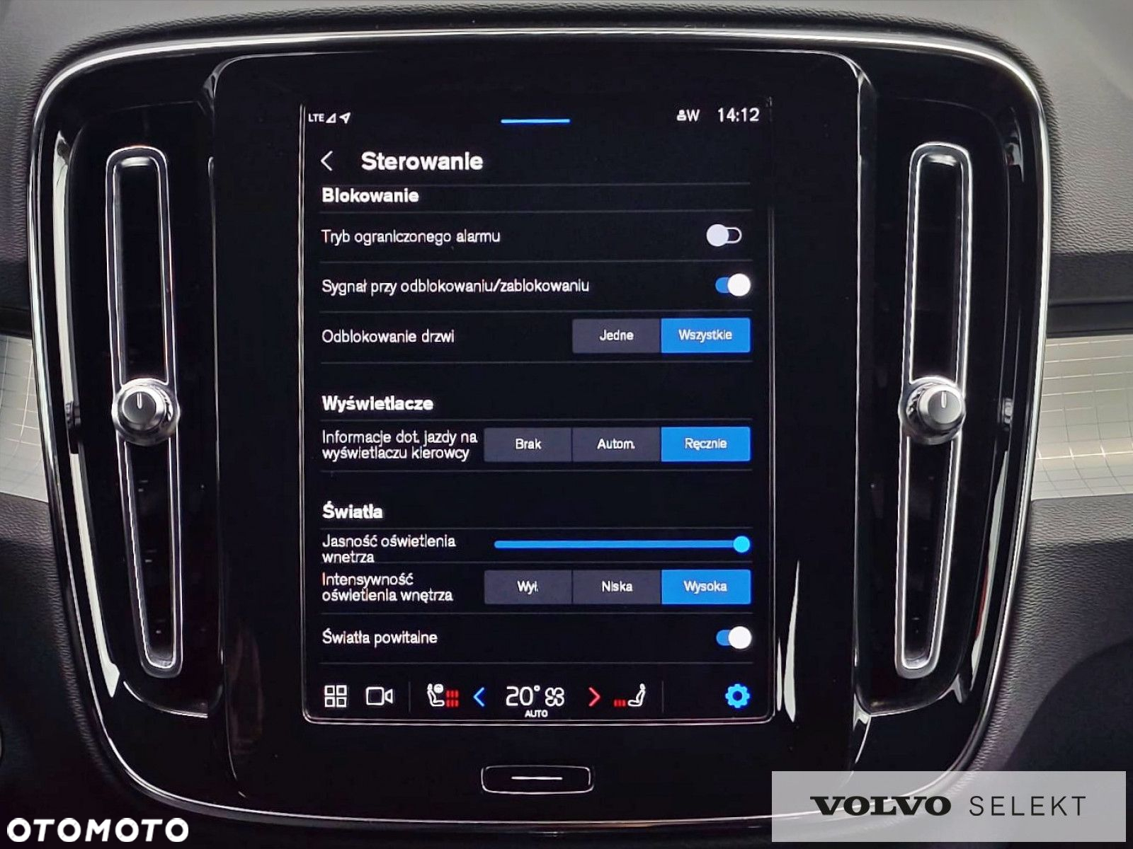 Volvo XC 40 - 25