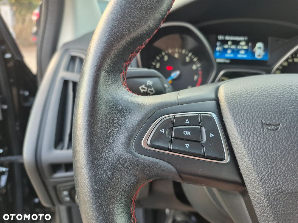 Ford Focus 1.5 EcoBoost STart-Stopp-System ST-LINE - 27