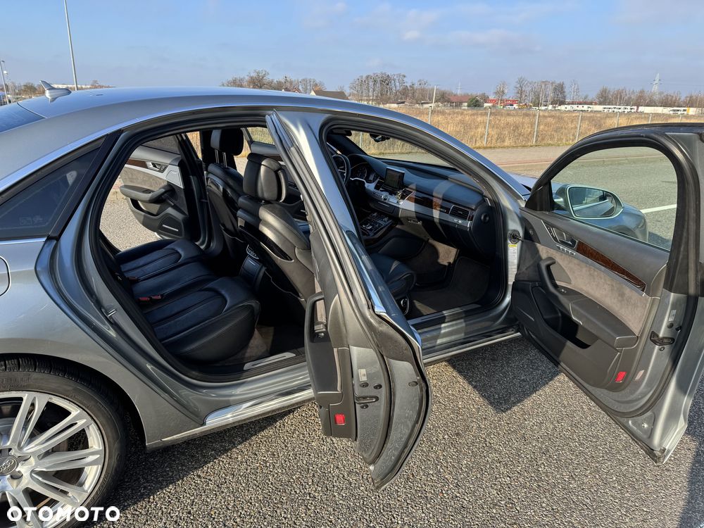 Audi A8 4.2 FSI Quattro - 5