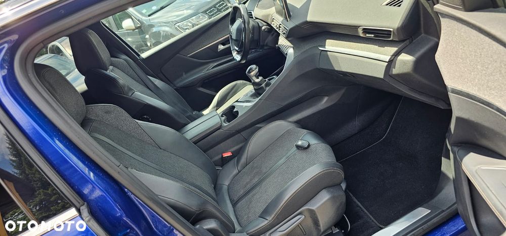 Peugeot 3008 1.5 BlueHDi GT S&S - 10